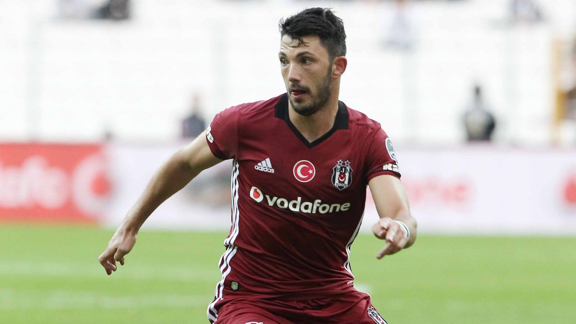 Tolgay Arslan Besiktas