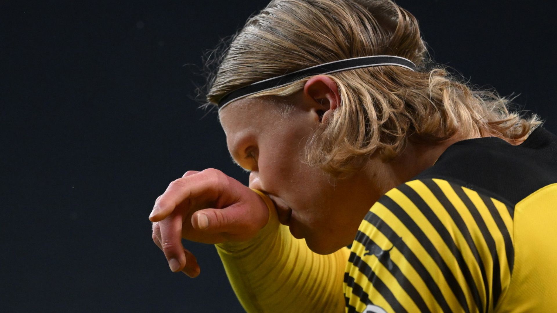 ERLING HAALAND BORUSSIA DORTMUND