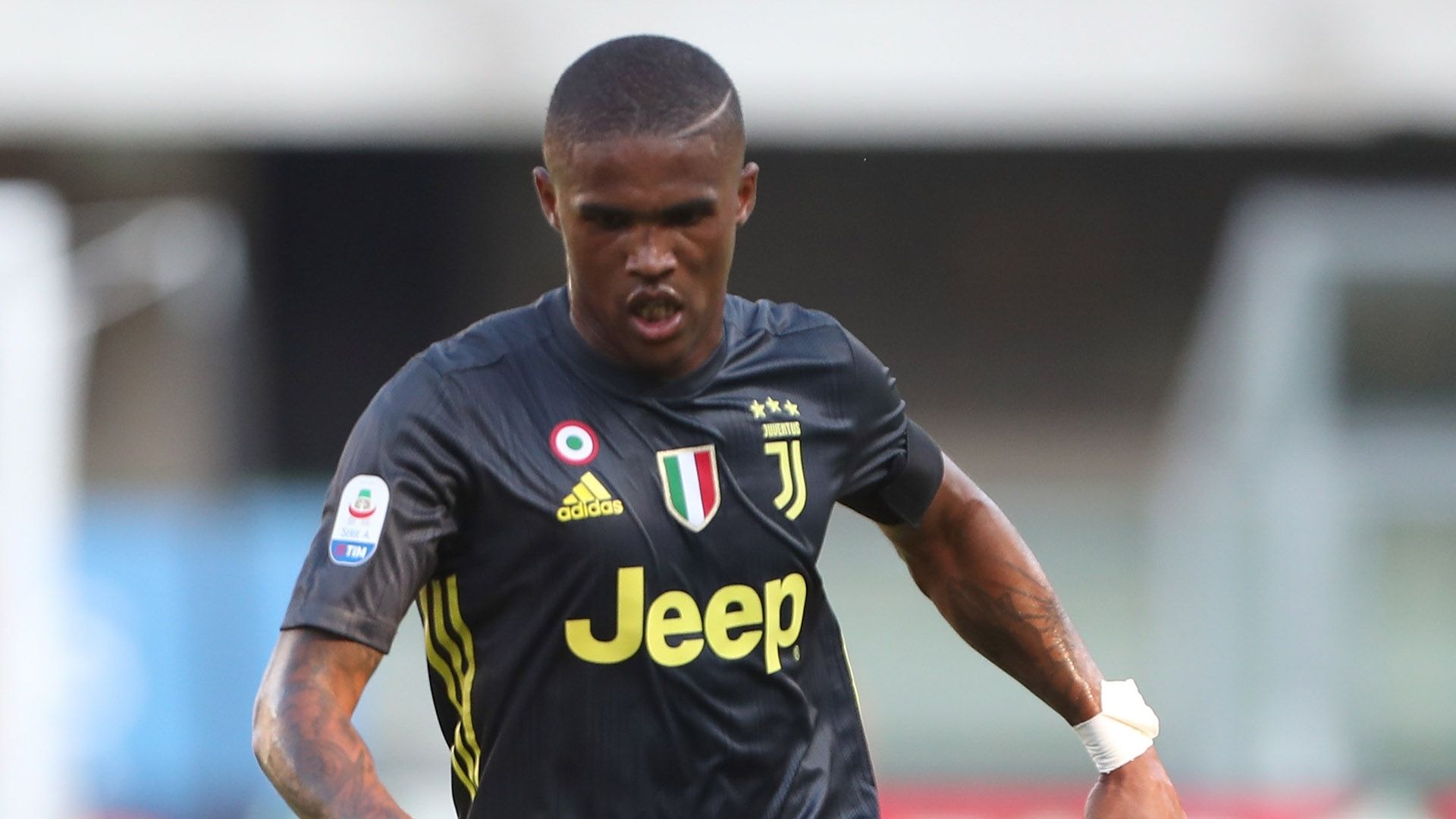 Douglas Costa Juventus 2018