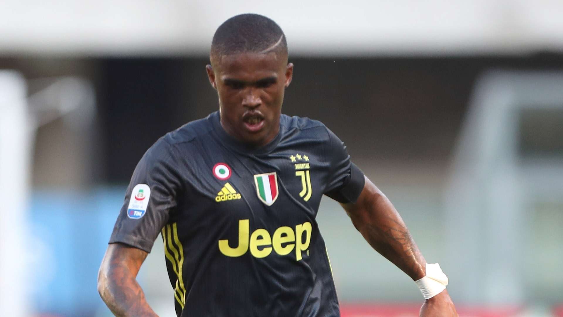 Douglas Costa Juventus 2018