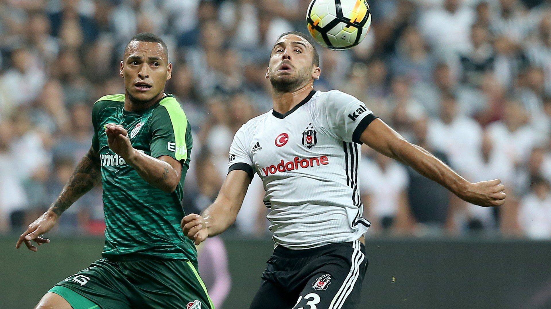 Titi Cenk Tosun Besiktas Bursaspor