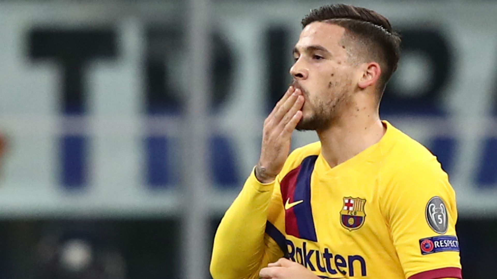 Carles Perez Inter Barcelona Champions League