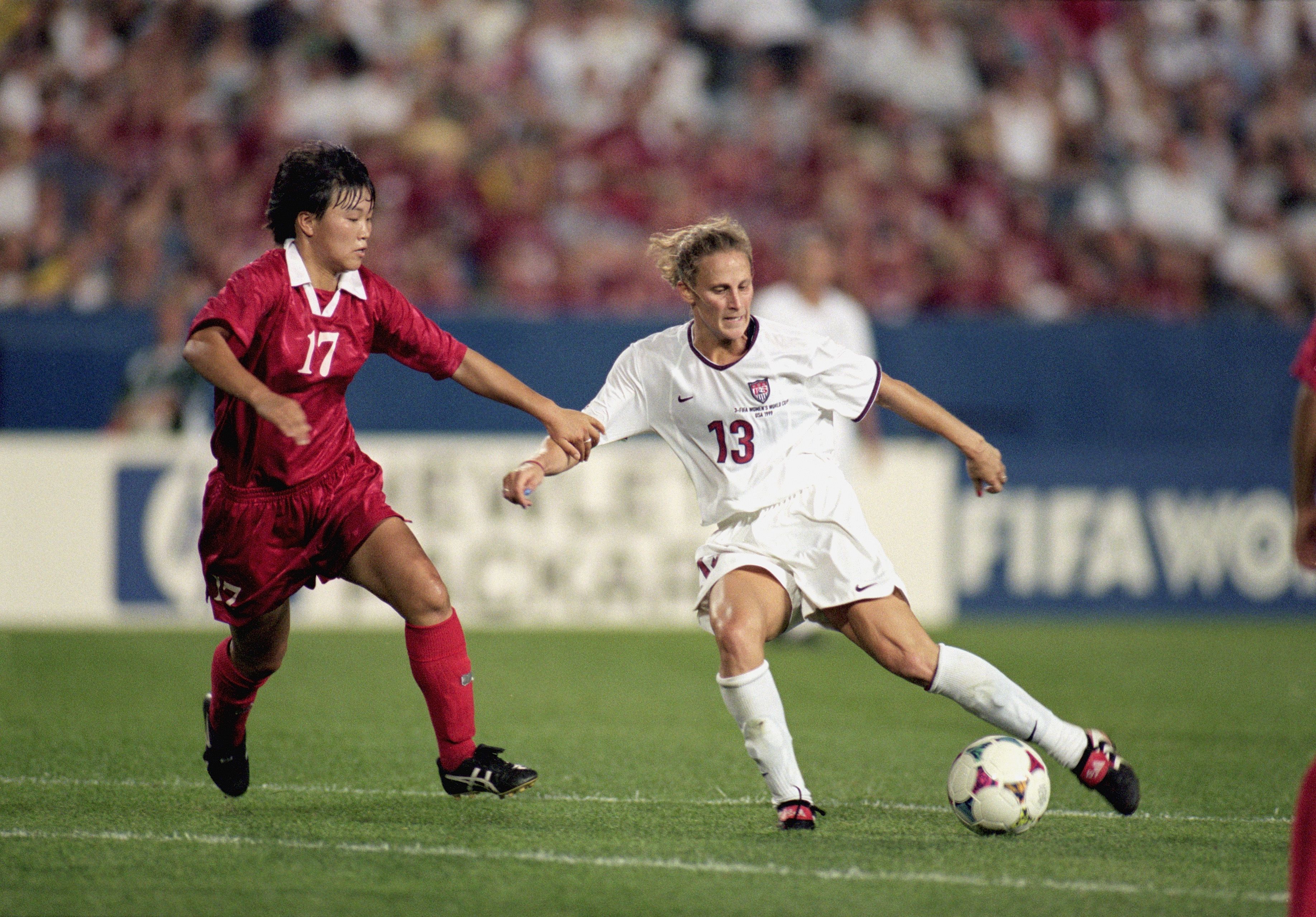 1999 USWNT Kristine Lily
