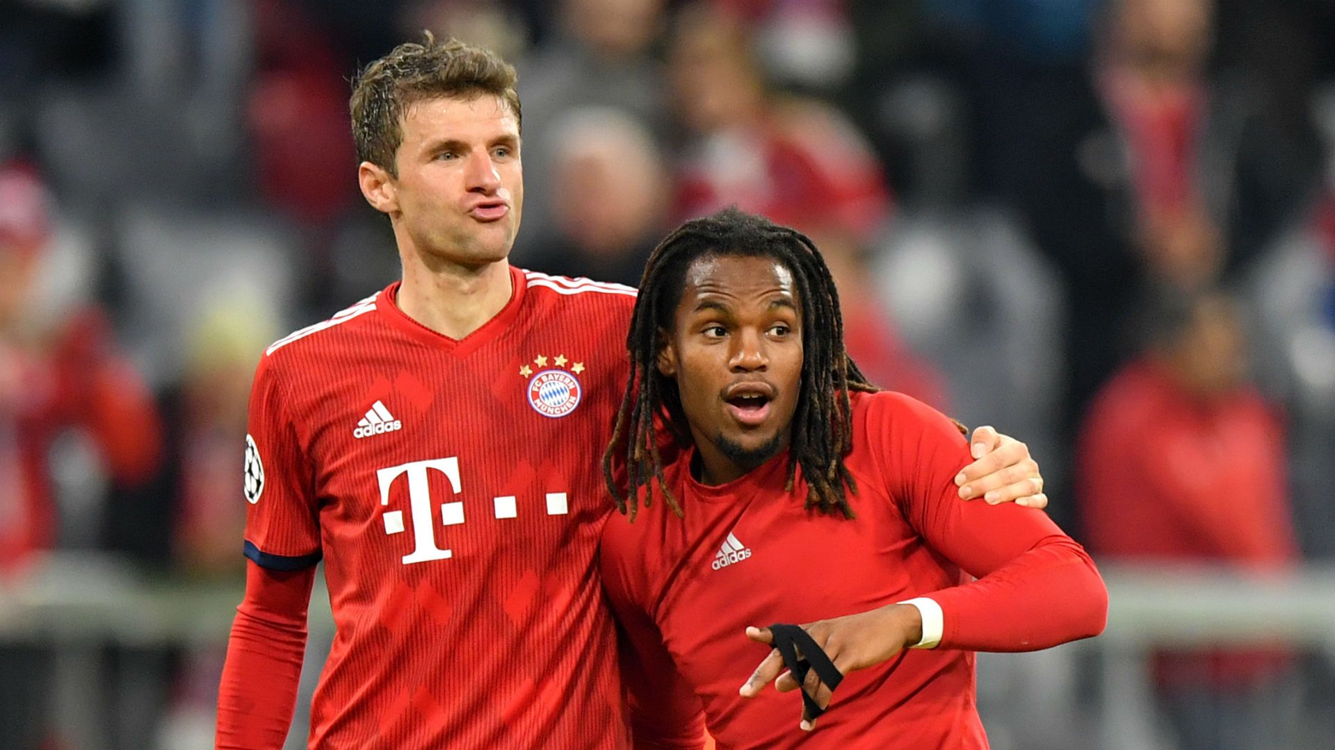Renato Sanches Thomas Müller FC Bayenr München Champions League 07112018