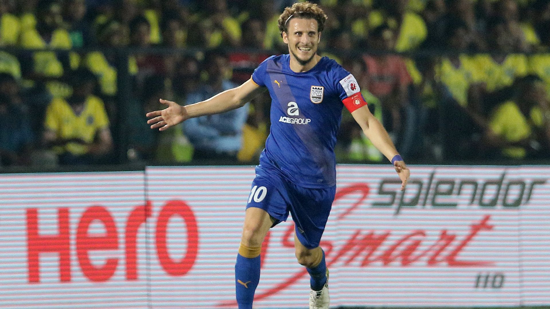 Diego Forlan Mumbai City FC Kerala Blasters FC ISL season 3 2016