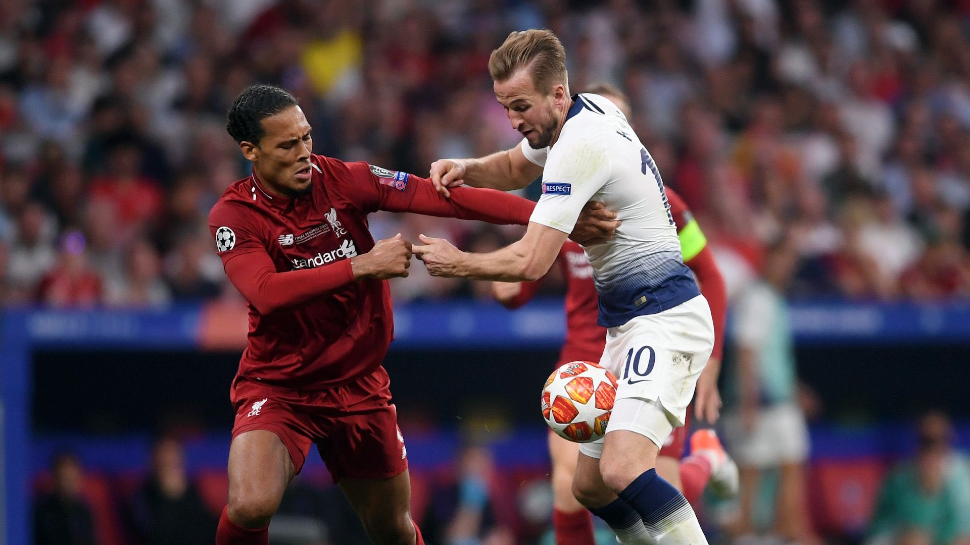 Virgil van Dijk vs Harry Kane