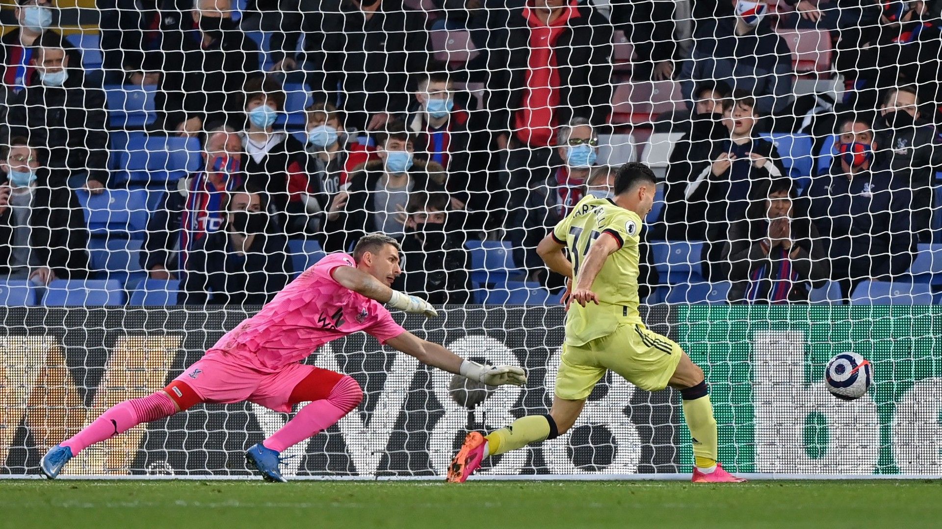 Gabriel Martinelli Crystal Palace vs Arsenal Premier League 2020-21