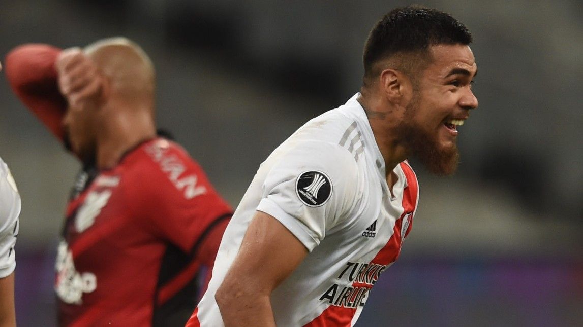 Athletico Paranaense River Paulo Diaz 241120