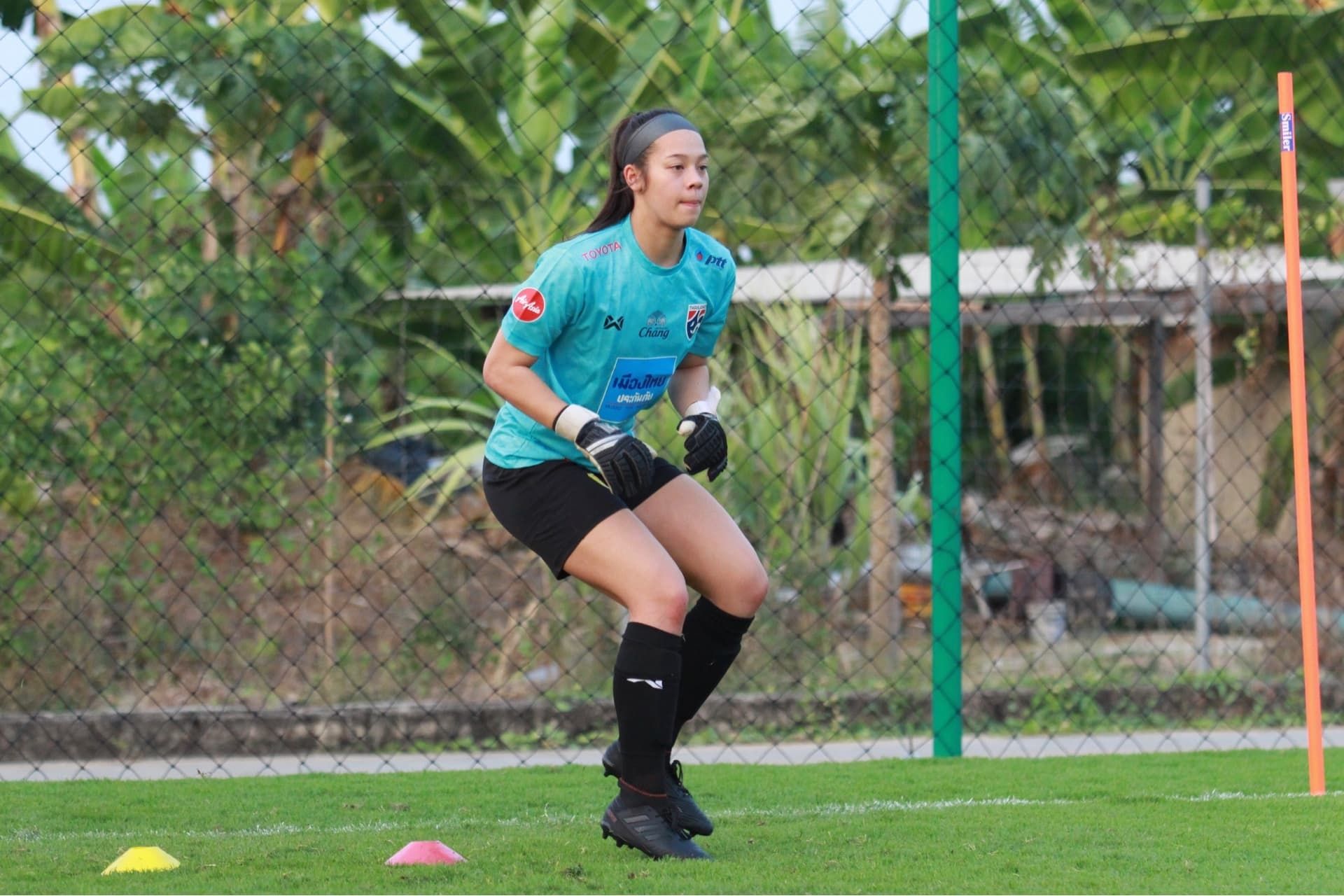 ทิฟฟานี ดารุณี สอนเผ่า