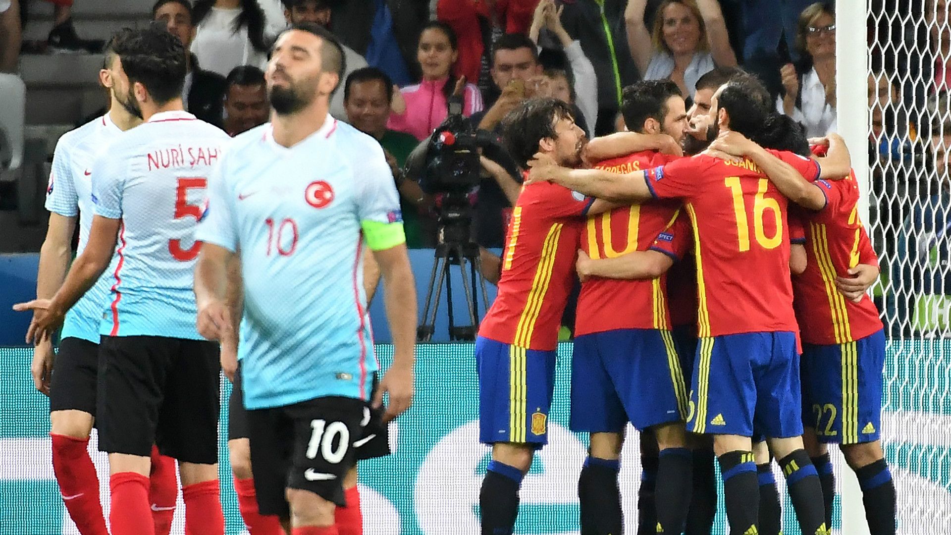 Arda Turan Spain Turkey Euro 2016