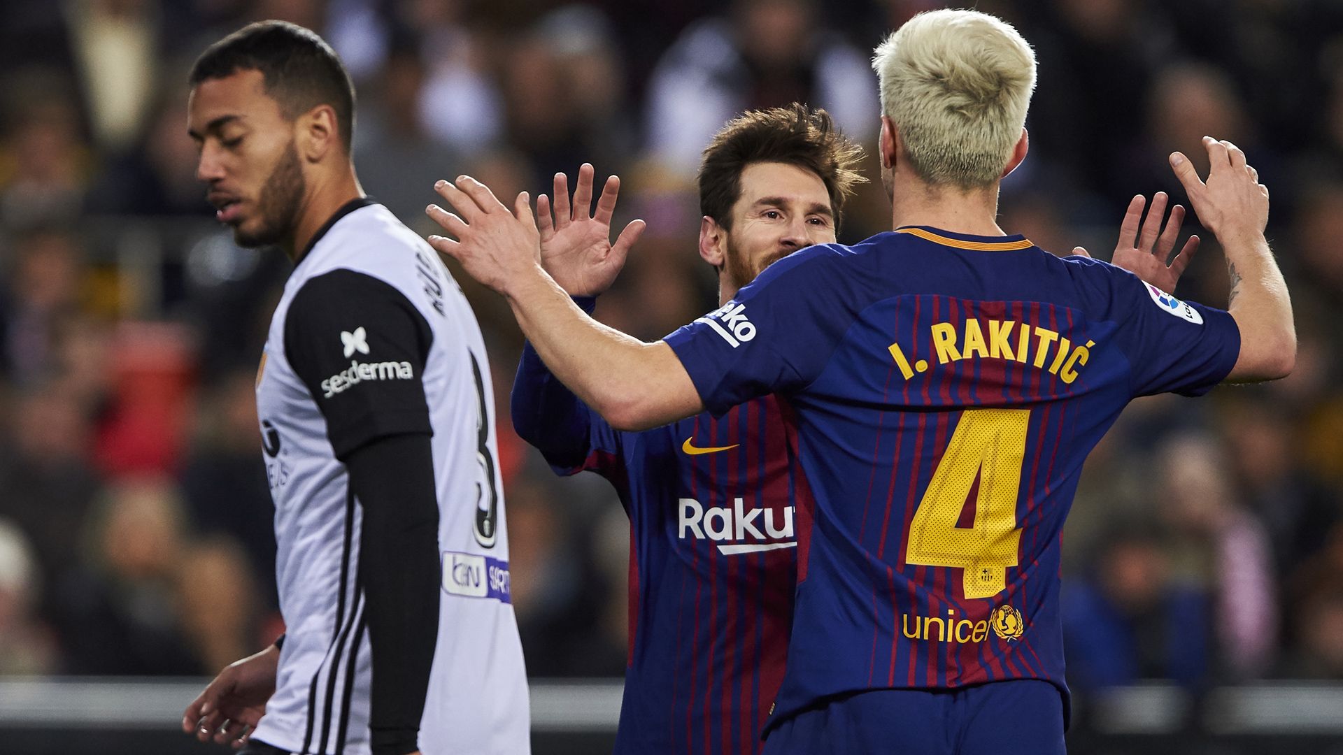 FC Barcelona Messi Rakitic 08022018