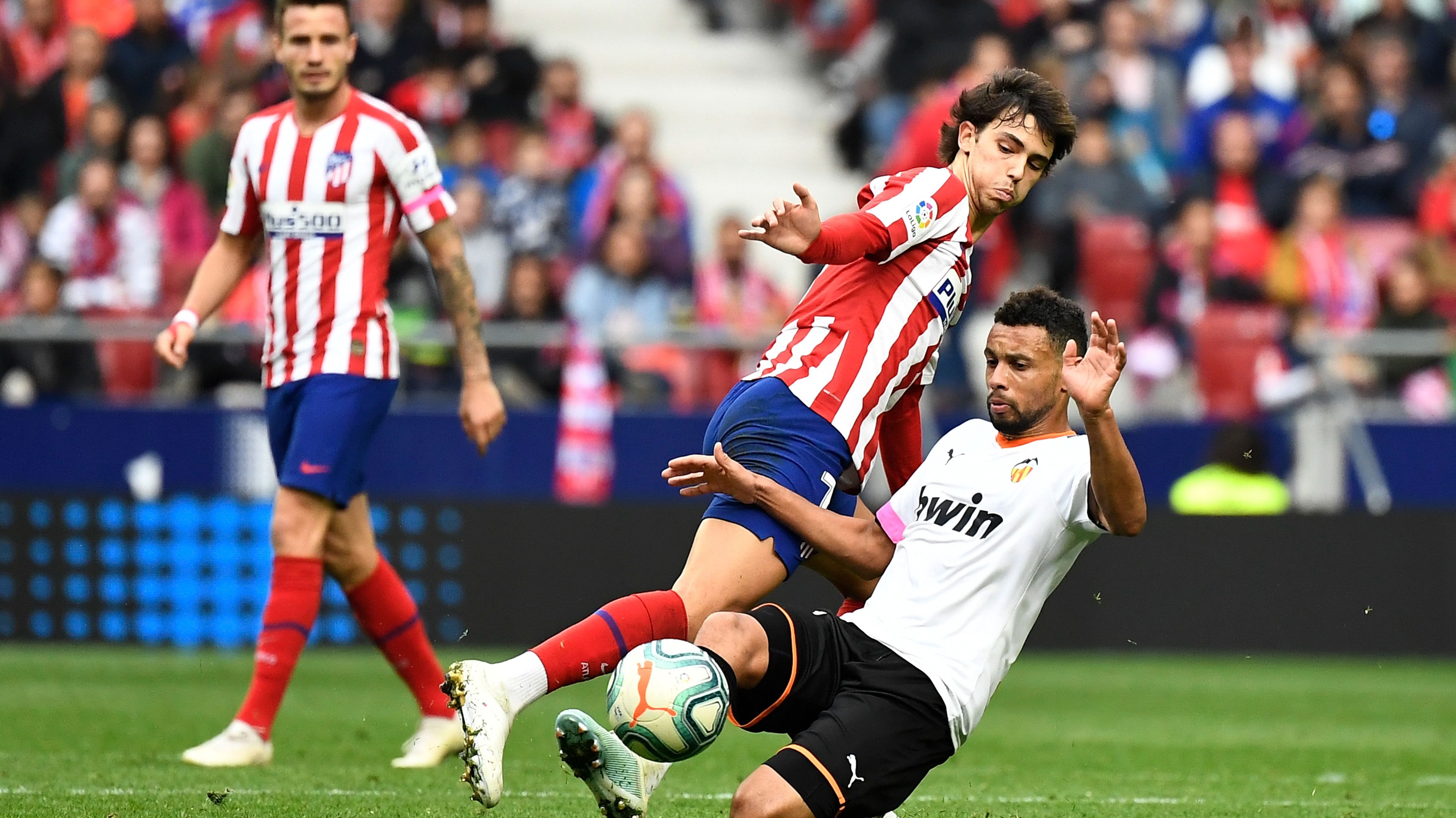 Joao Felix Francis Coquelin Atletico de Madrid Valencia LaLiga 19102019