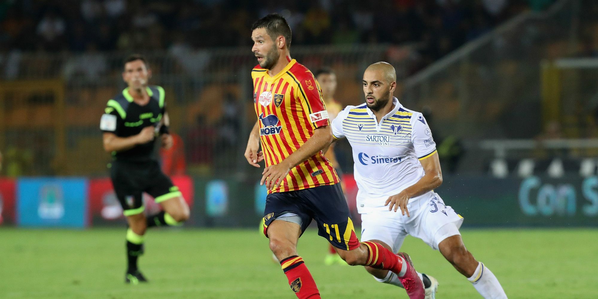 Jevhen Shakhov Sofyan Amrabat Lecce Verona