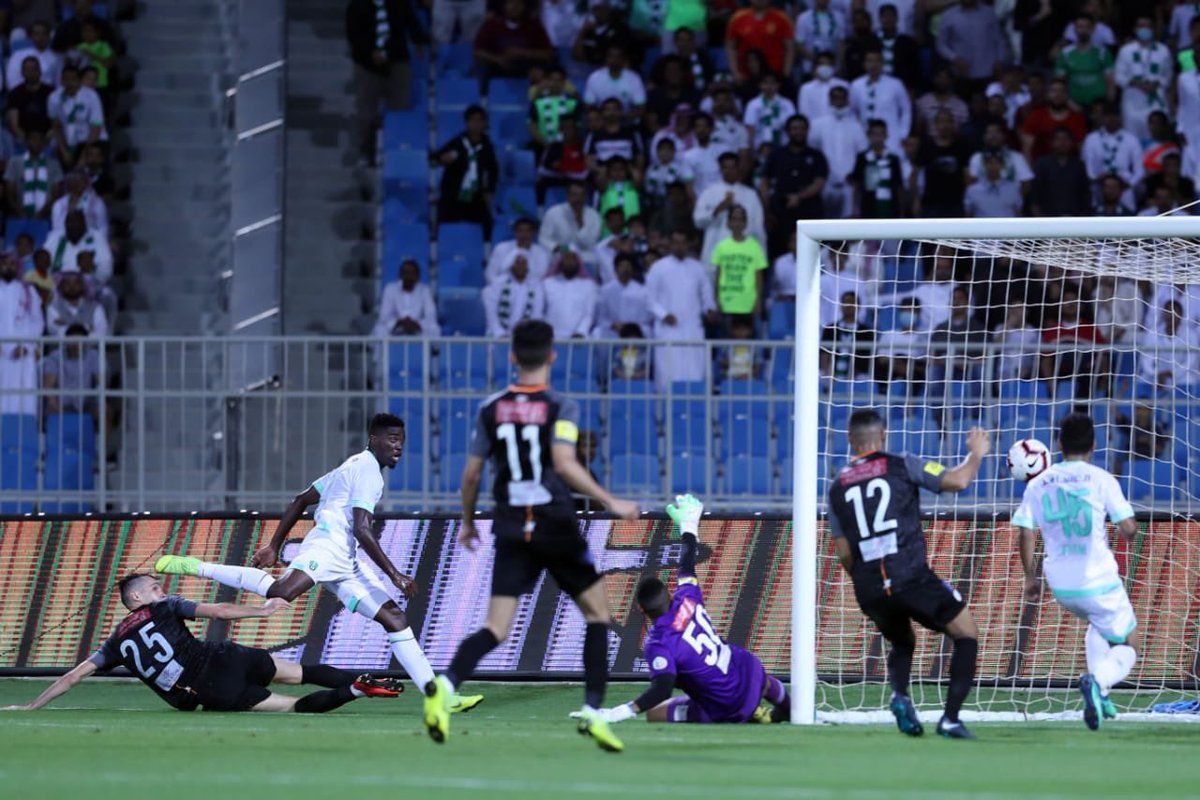 الأهلي - الشباب