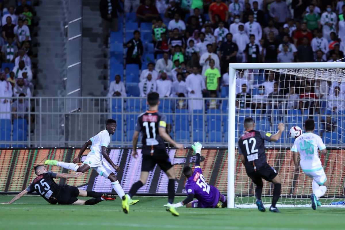 الأهلي - الشباب