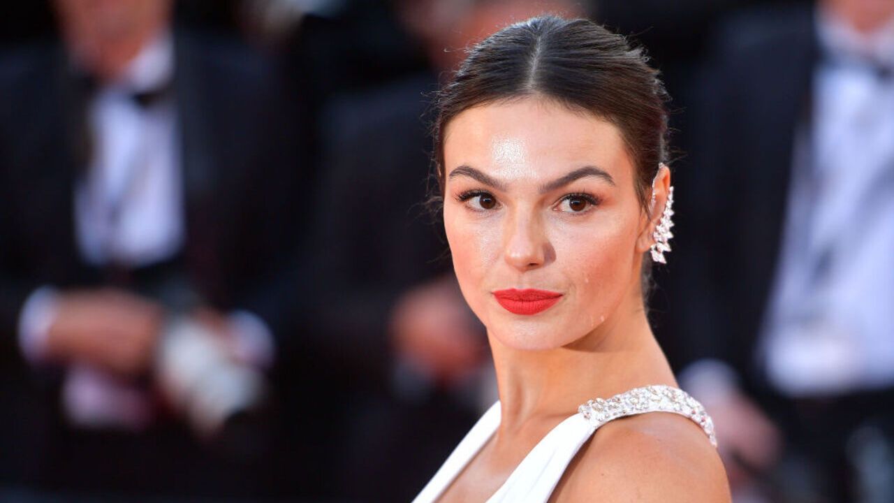 Isis Valverde, atriz