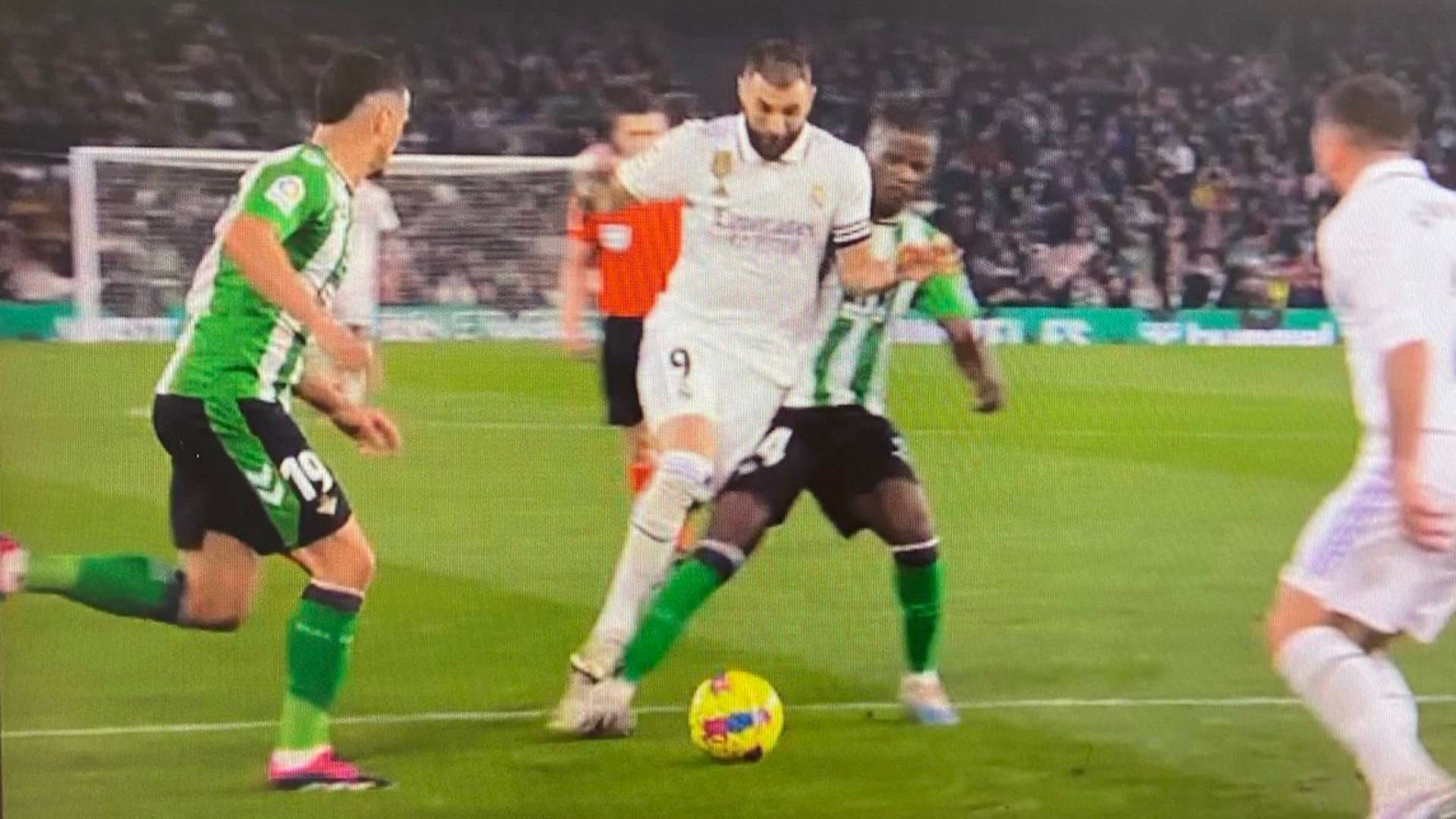 Benzema Abner Vinicius Betis Real Madrid