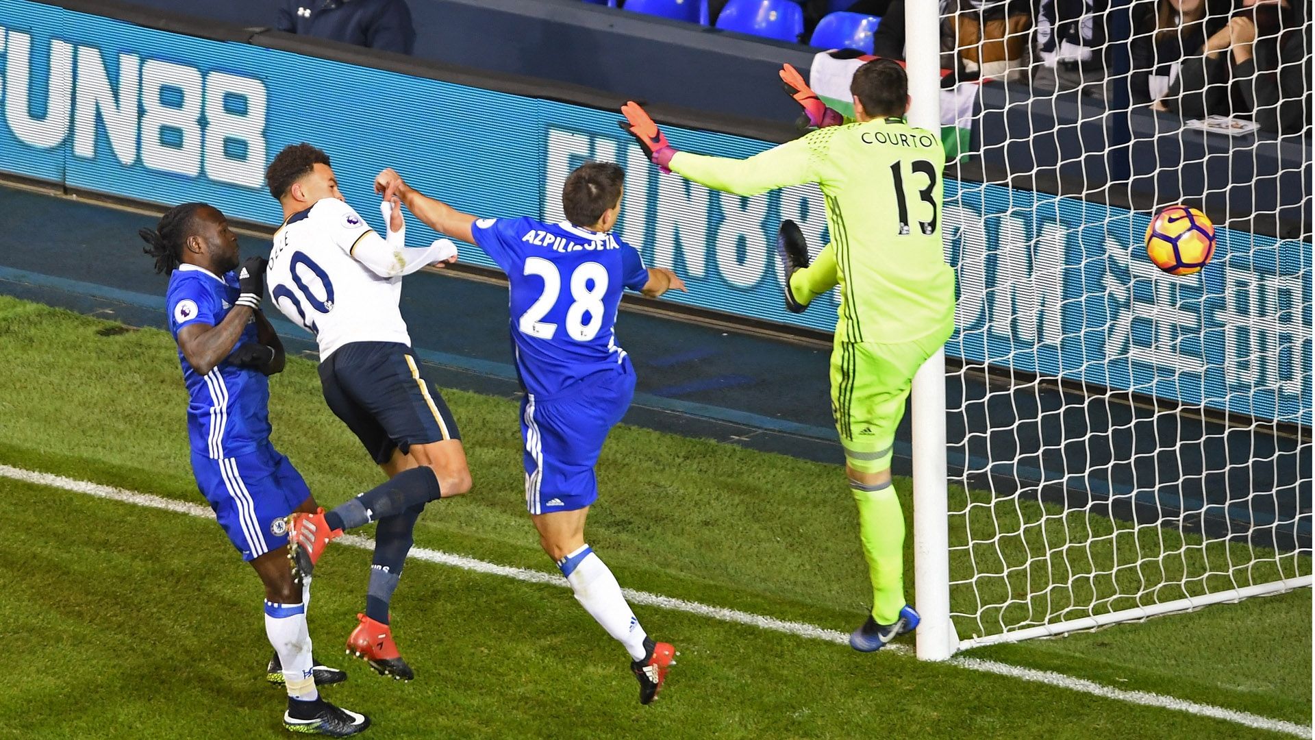 Dele Alli Tottenham Thibaut Courtois Chelsea Premier League