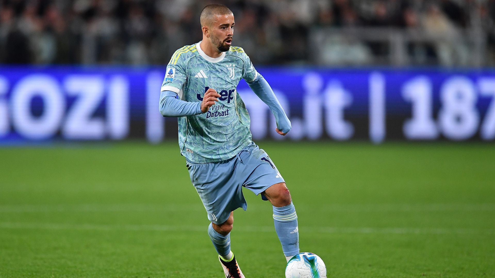 Juventus Edon Zhegrova