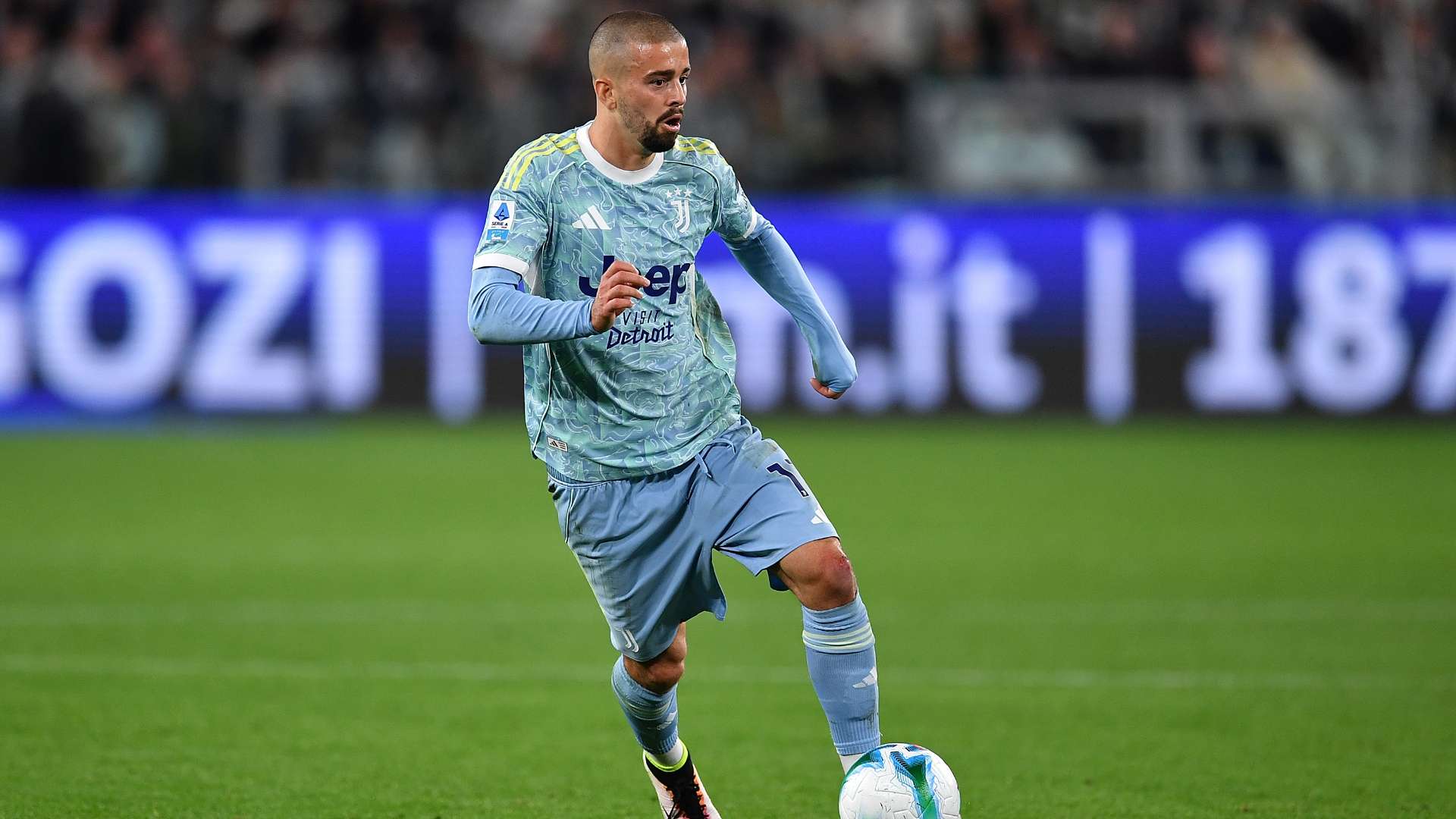 Juventus Edon Zhegrova