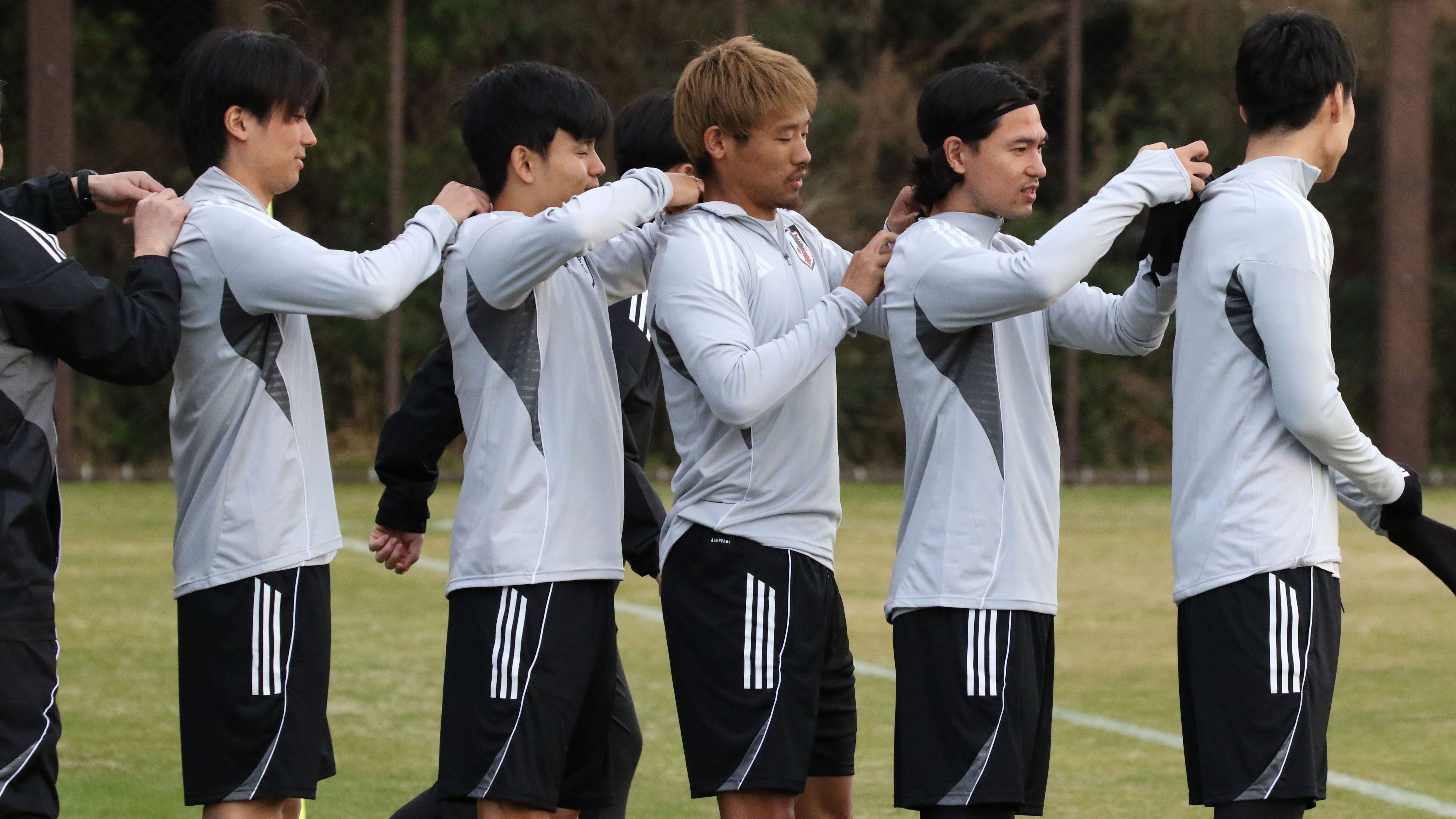 フォトギャラリー】W杯出場に王手の日本代表、遠藤、久保、上田らが