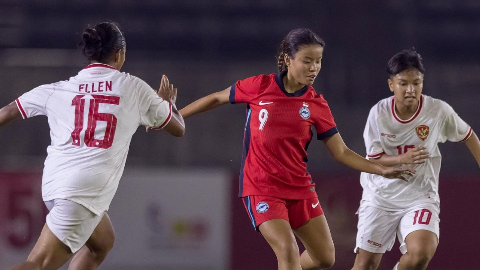 Singapura vs Timnas Wanita Indonesia 02122024
