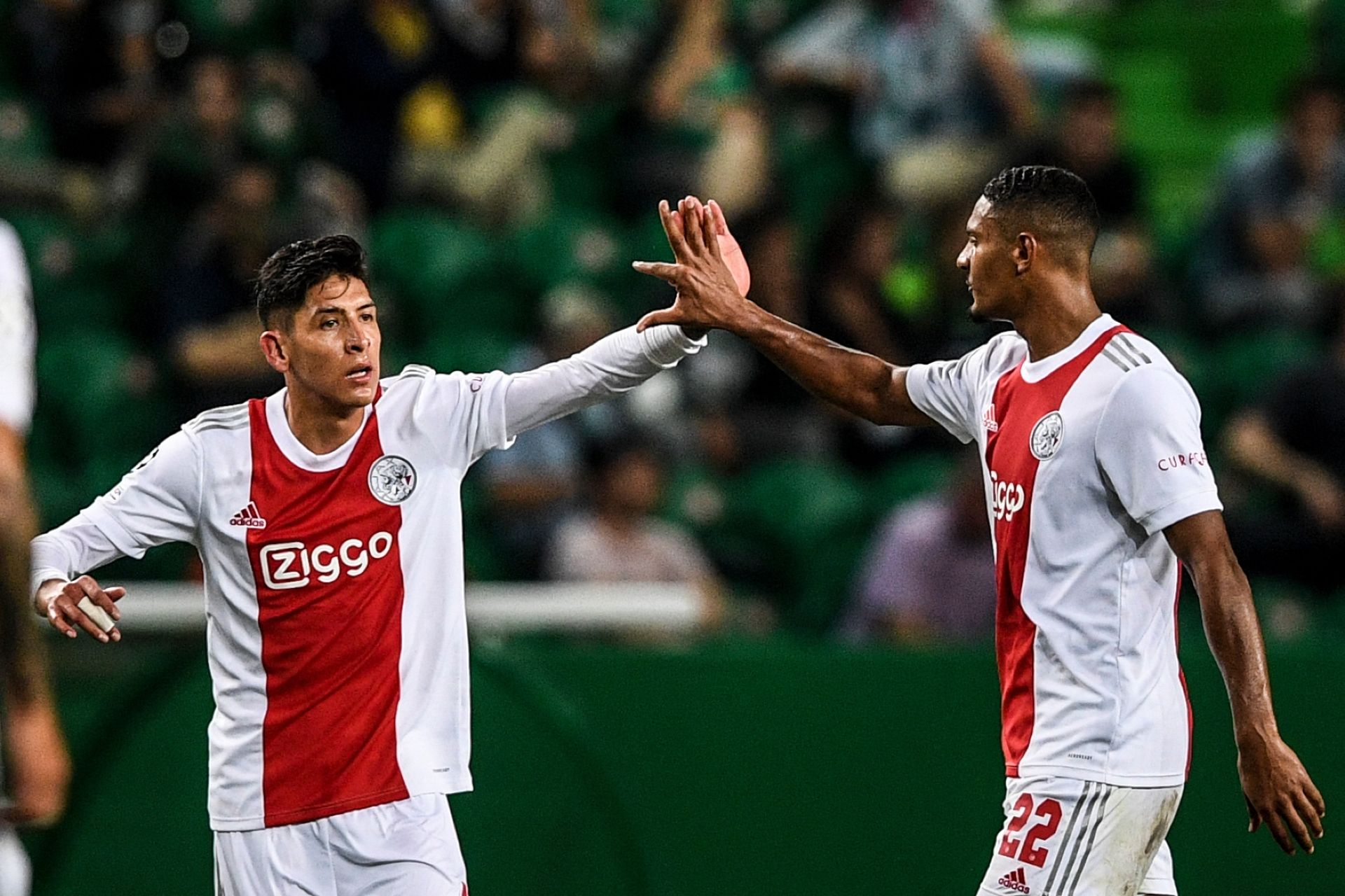 Edson Álvarez Sebastien Haller Sporting Lisboa Ajax Champions League 21/22