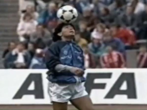Maradona Warm Up