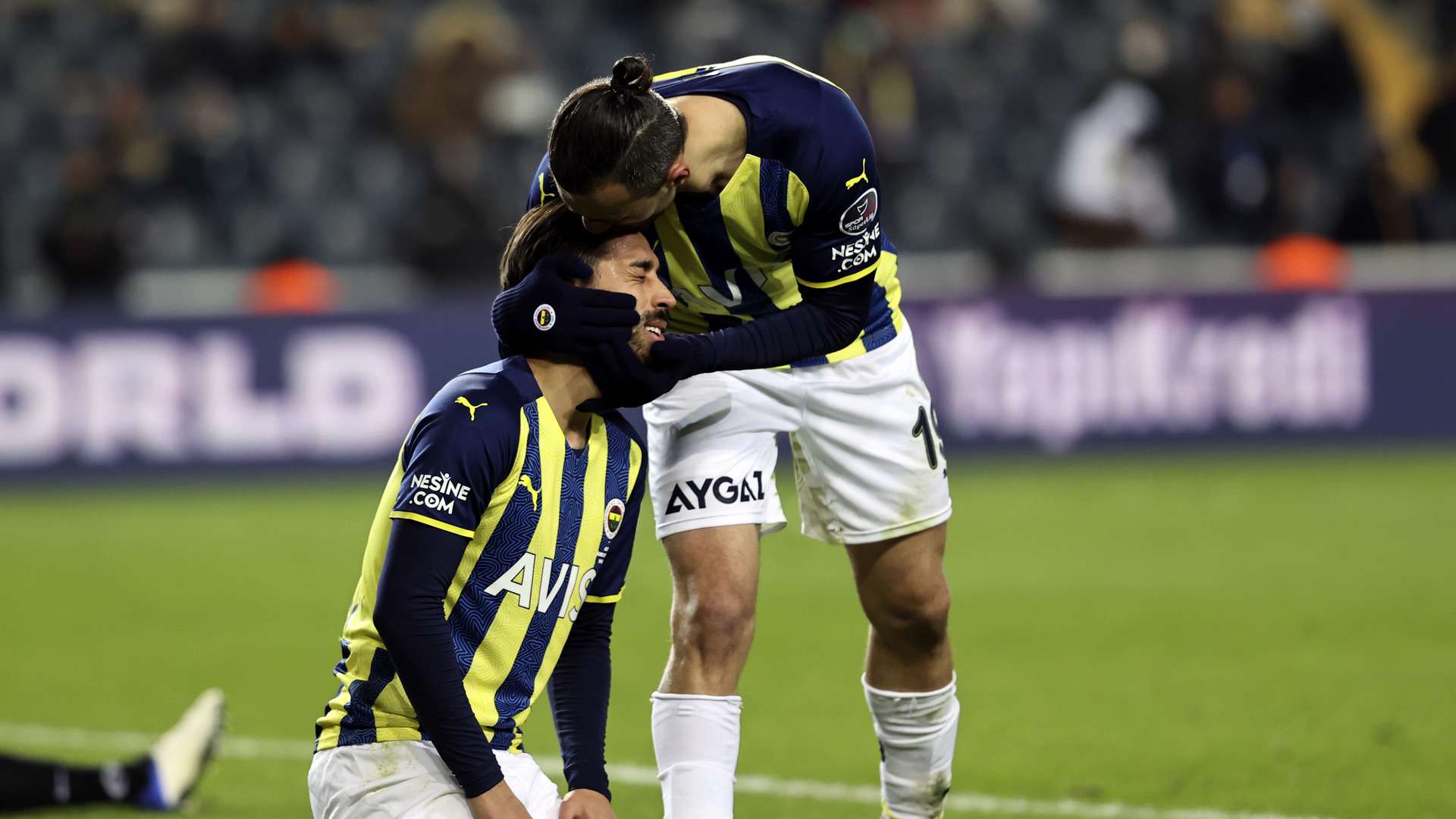 irfan can kahveci serdar dursun fenerbahce goal celebration 2022