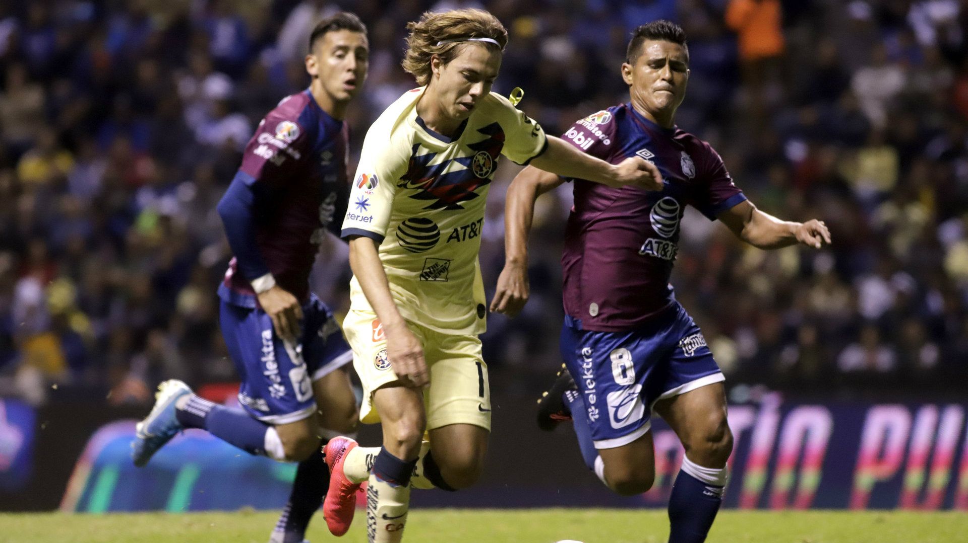 Sebastián Córdova Osvaldo Martínez Puebla vs América Clausura 2020