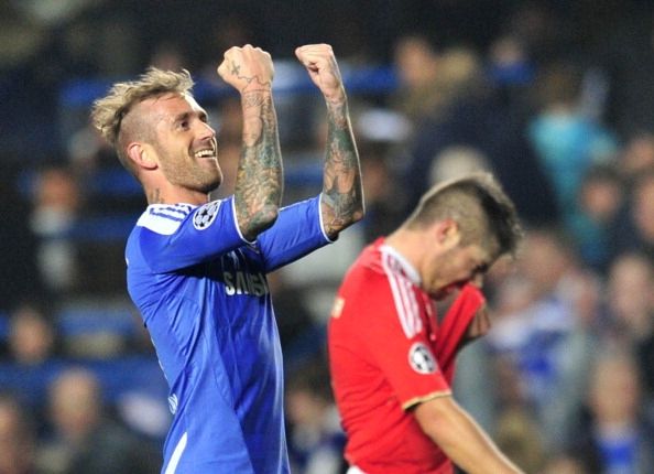 Raul Meireles - Javi Garcia 2012