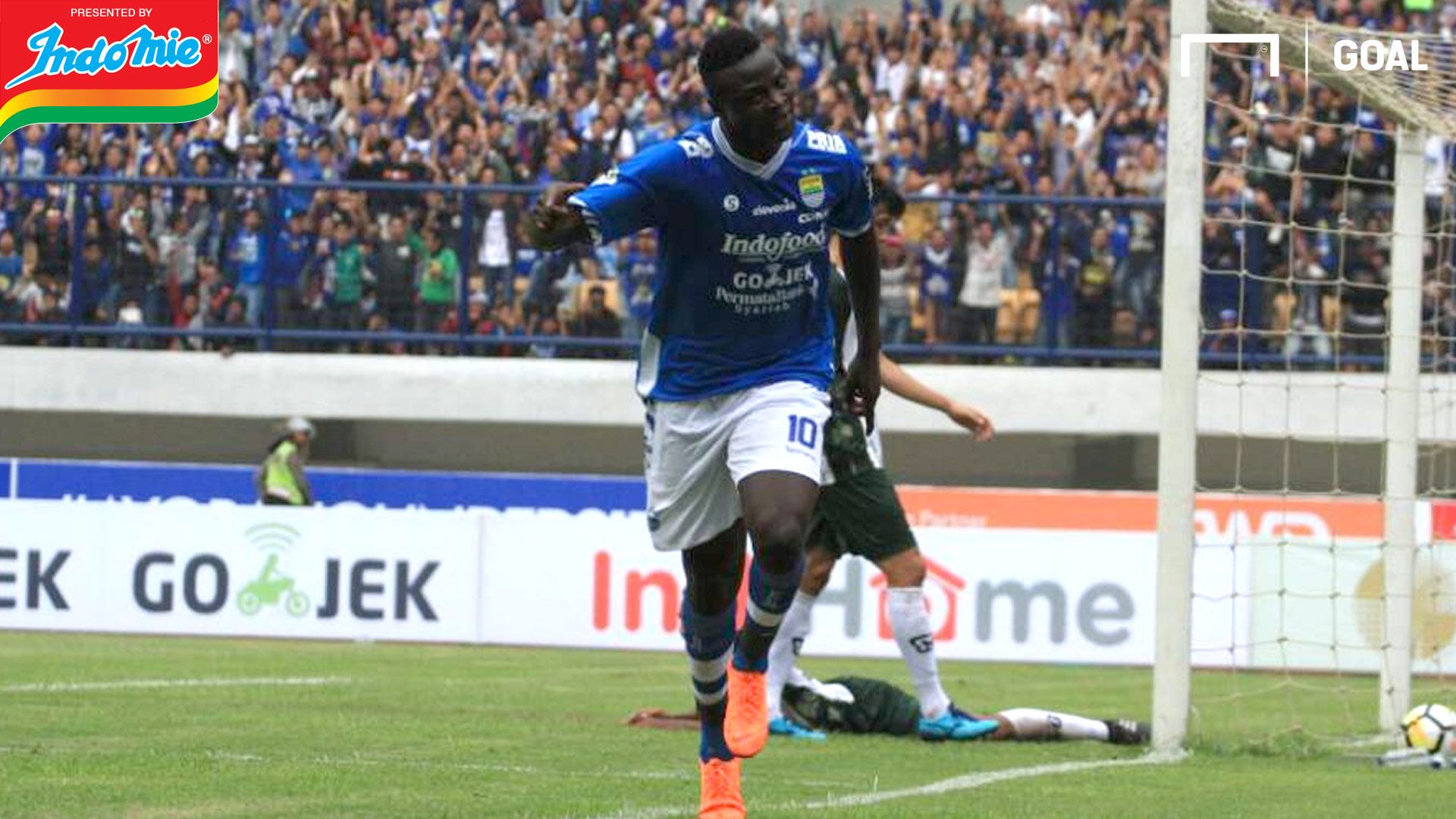 Indomie -Indomie - Cover Artikel Duet Maut Jonathan Bauman - Ezechiel N'Douassel