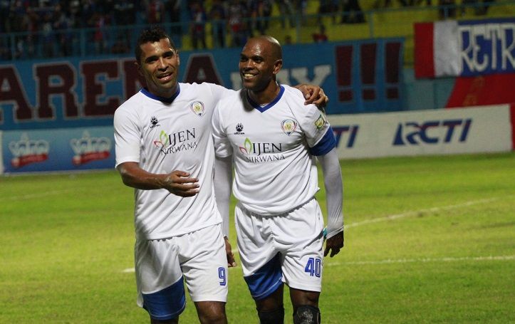 Kayamba Gumbs Alberto Goncalves Arema