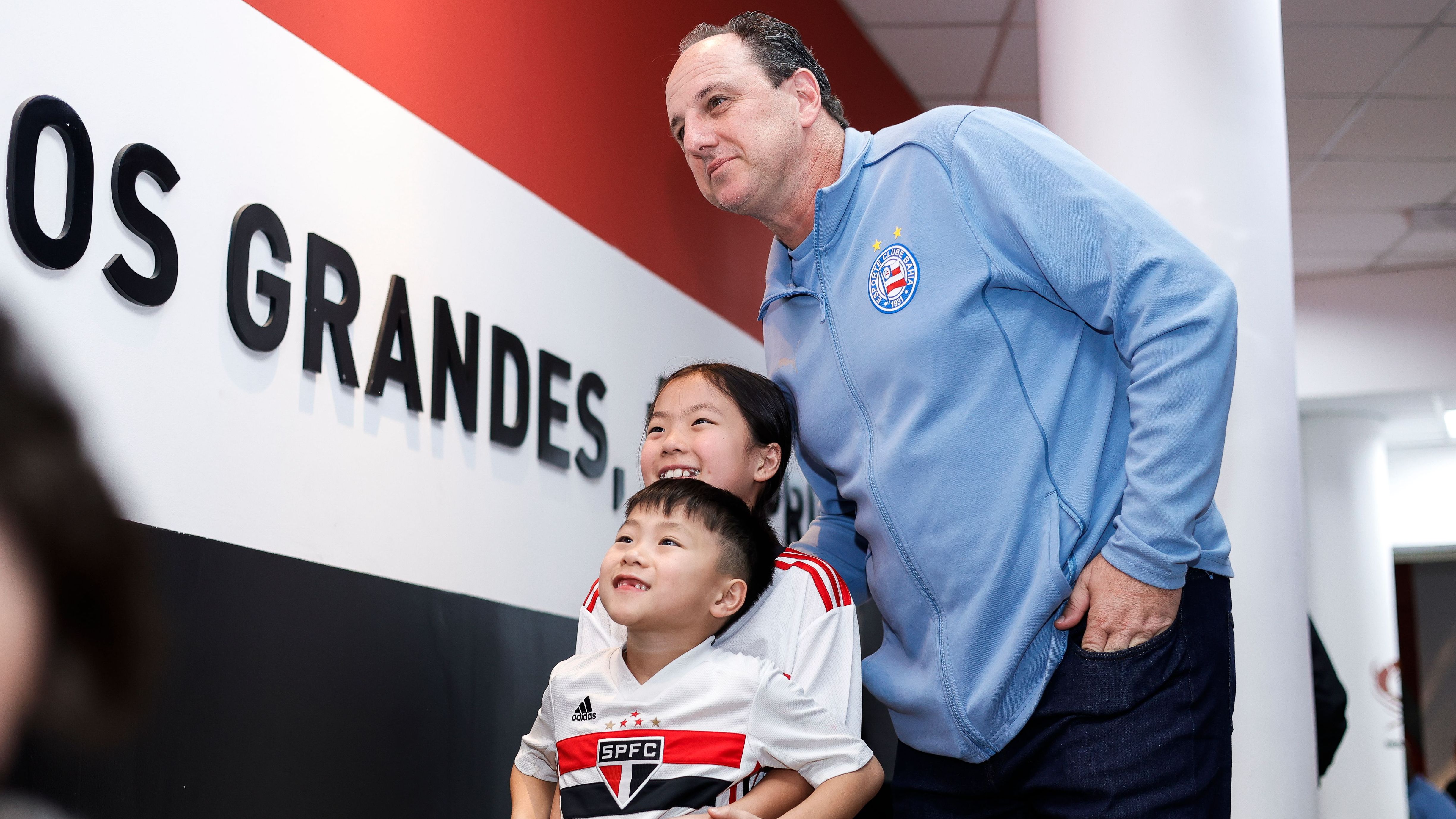 Rogério Ceni torcida São Paulo Bahia 2025