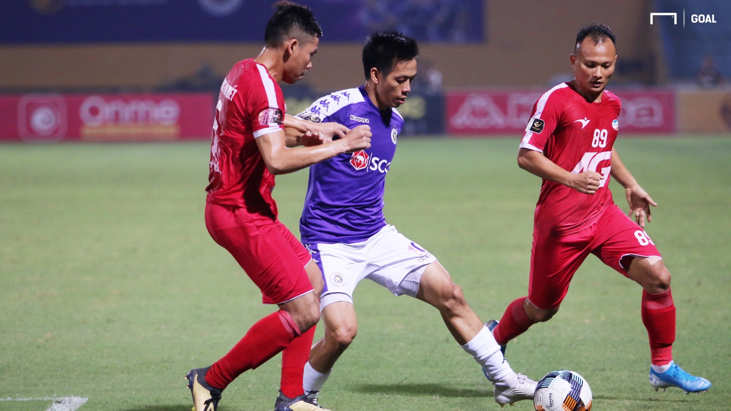 Quảng Nam 1-2 Hà Nội. Highlights Quảng Nam vs Hà Nội. Hà Nội FC vô địch Cúp Quốc gia. Văn Quyết. Hoàng Vũ Samson. Bầu Hiển. Thành Chung phản lưới. Trực tiếp bóng đá hôm nay. Cúp Quốc gia 2019. V.League. Hà Nội FC. Văn Quyết. ĐT Việt Nam. HLV Park Hang-seo. Hà Minh Tuấn. Hoàng Vũ Samson. Bầu Hiển - Một ông chủ 5 đội bóng. Quảng Nam. Bầu Hiển. Minh Vương. HAGL. HAGL. Chuyển nhượng V.League. Hà Nội FC không được dự cúp châu Á 2020. Chuyển nhượng HAGL. HAGL chia tay cầu thủ. Hà Nội FC chiêu mộ Rimario. Bóng đá. Kết quả bóng đá. Nguyen Van Quyet vs Nguyen Trong Hoang Ha Noi FC vs Viettel Round 23 V.League 2019