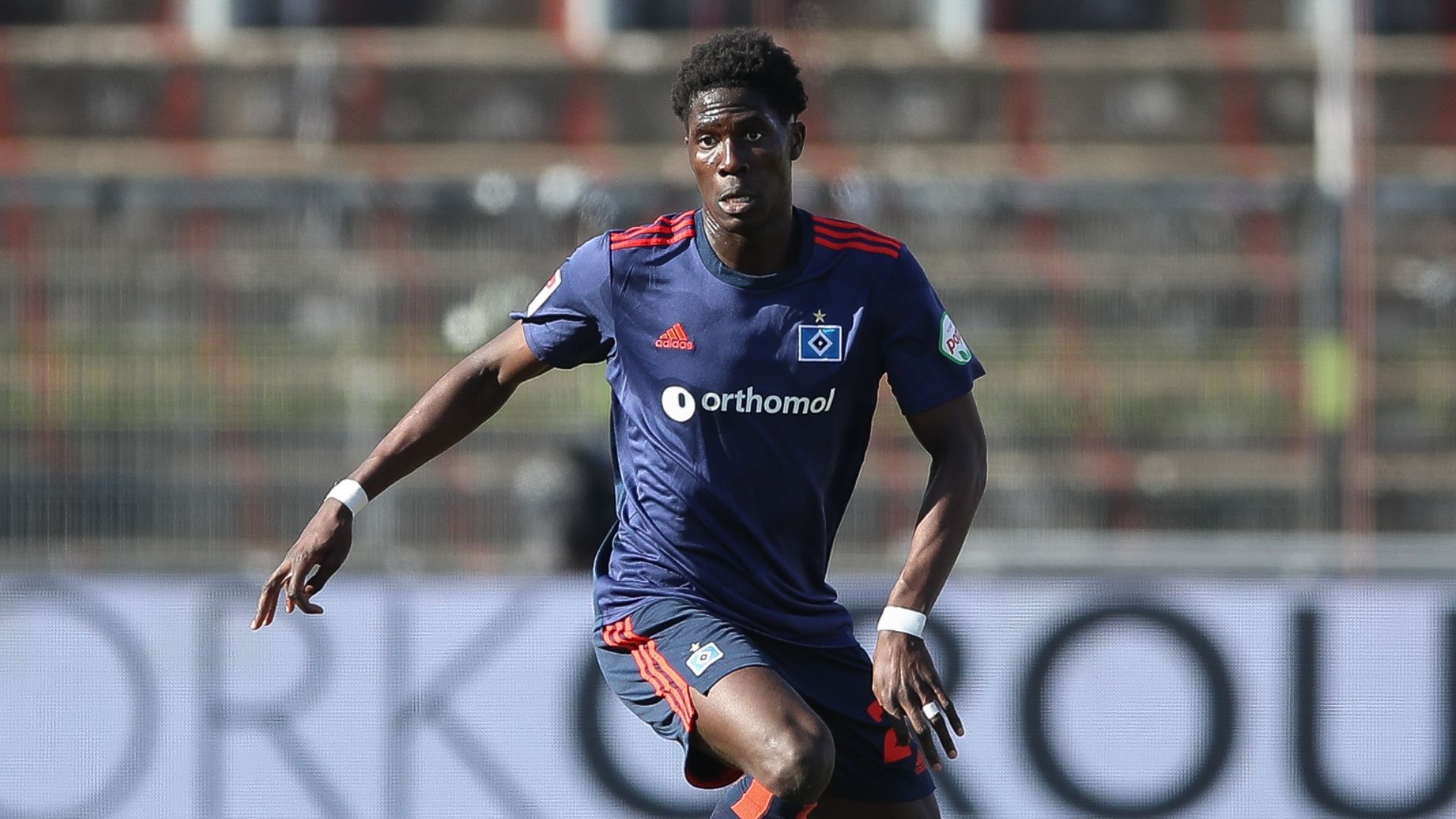 Amadou Onana HSV 2020-21