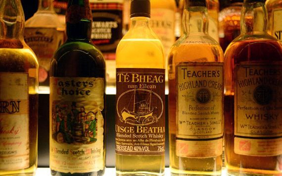 Rank it up : เขวี้ยงมาได้! รวมสุดยอด 10 ของแปลกถูกปาลงสนาม