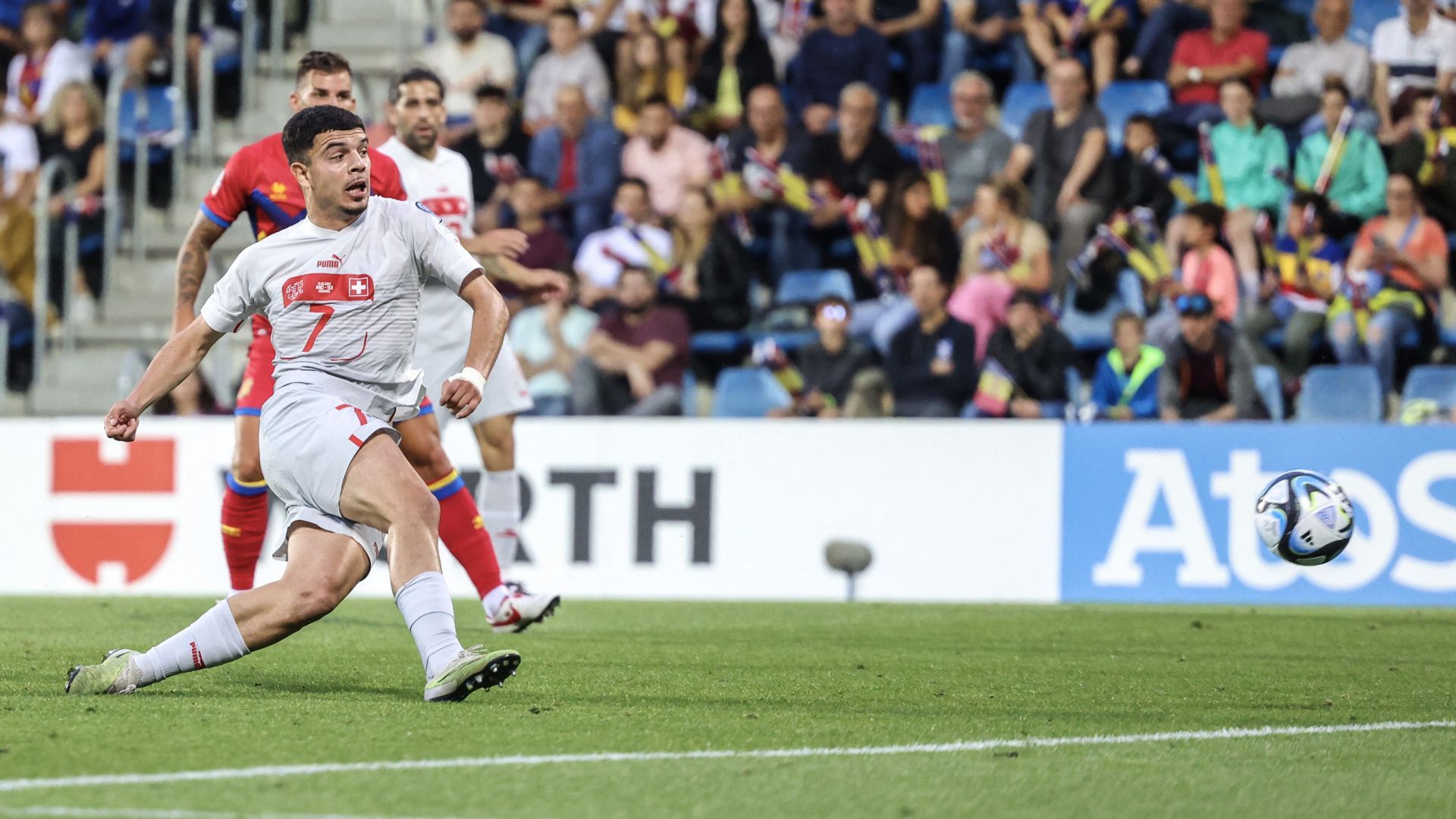 Zeki Amdouni Switzerland