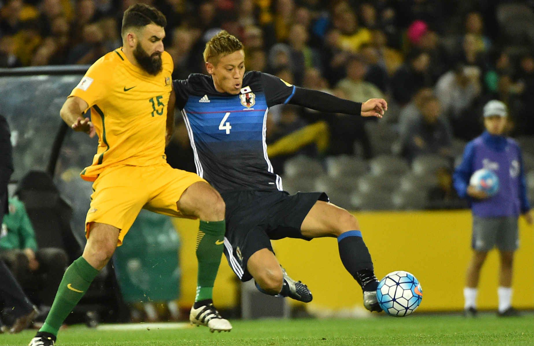 2016-10-11-japan-keisuke-honda2