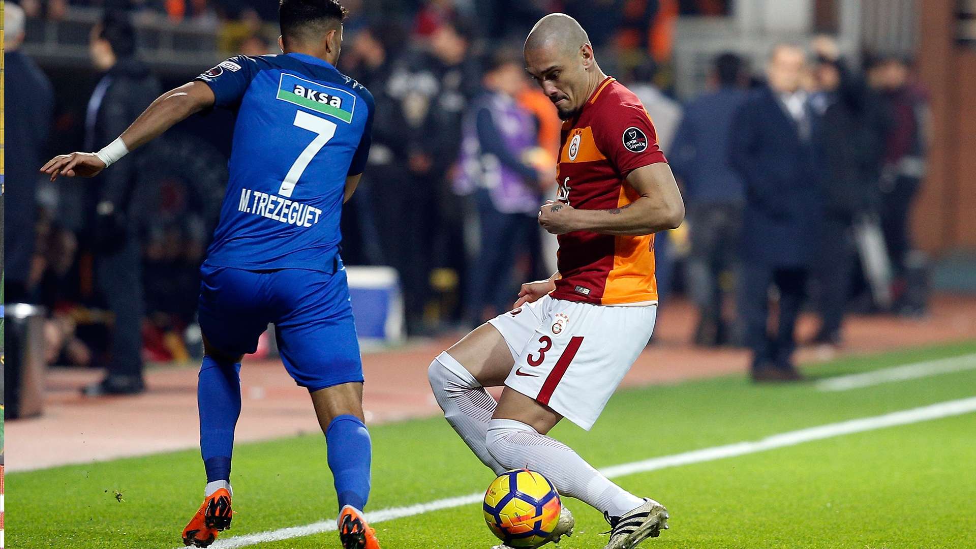 Trezeguet Maicon Kasimpasa Galatasaray 02182018