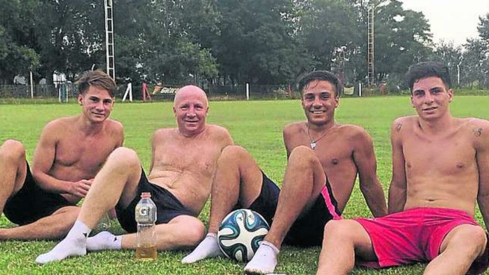 Kevin, Carlos, Francis y Alexis Mac Allister - Argentinos Juniors