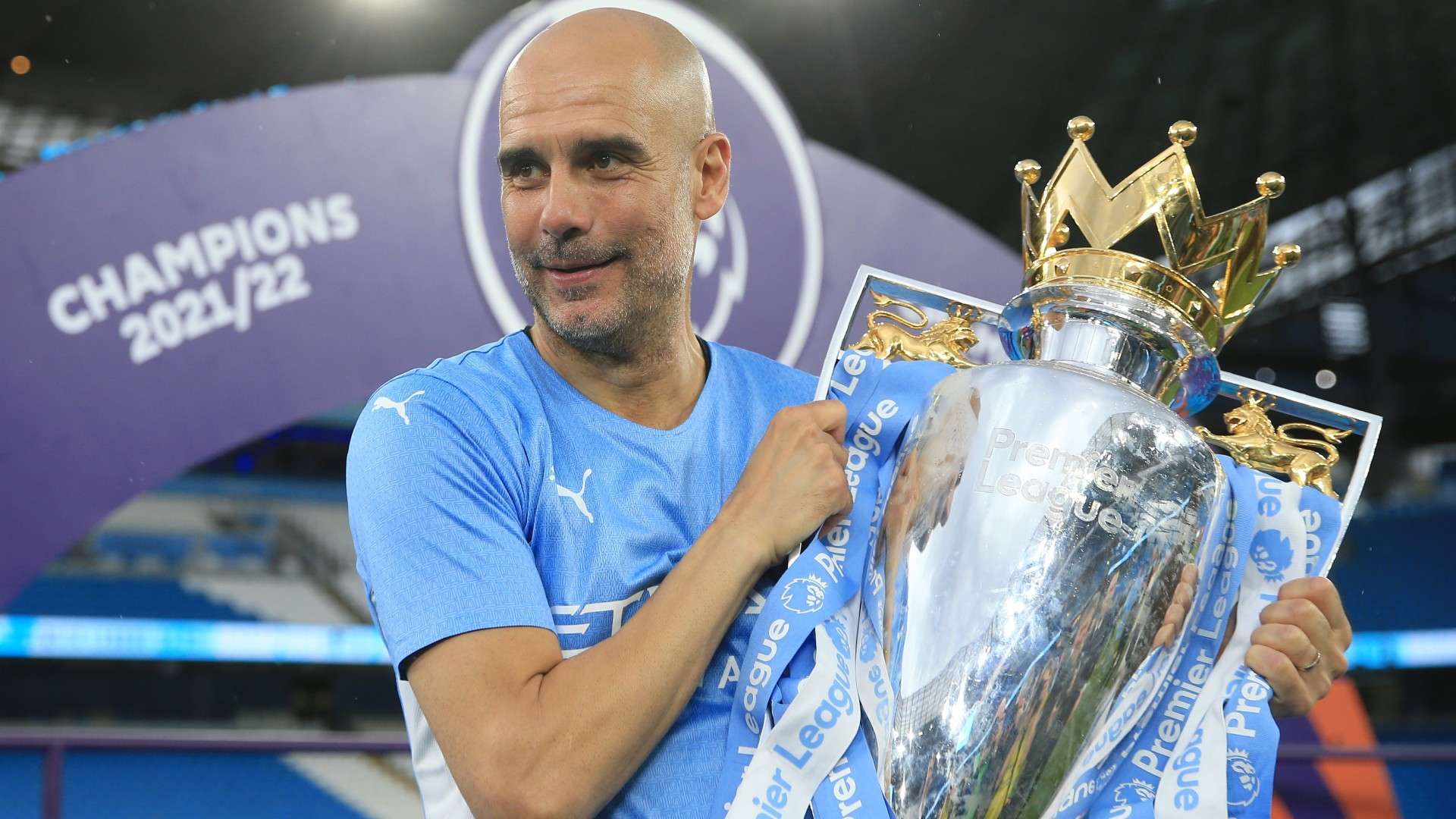 Pep Guardiola Manchester City PL trophy