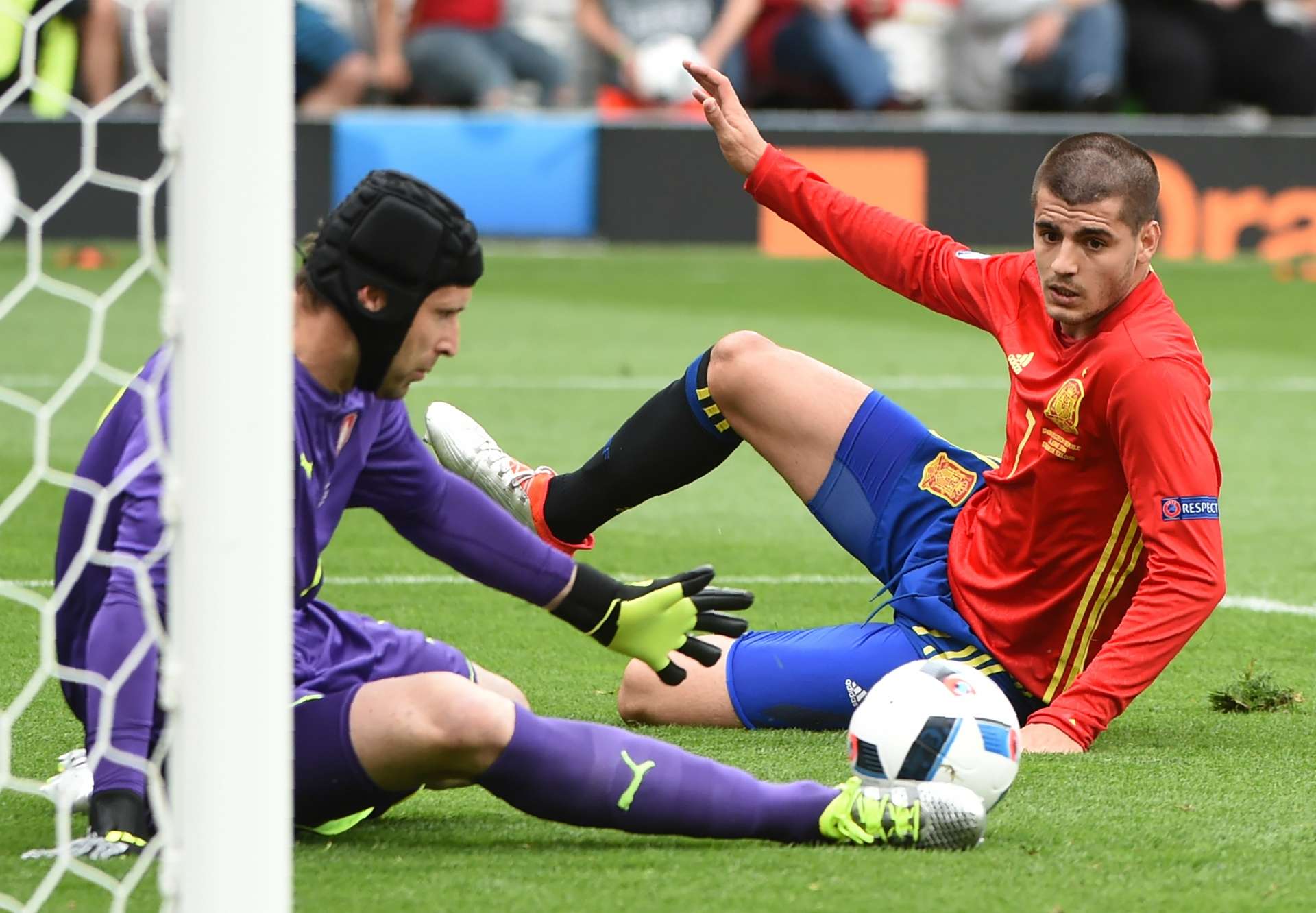 1ca945f80307880601249cf21fe13c30b76ccdb7