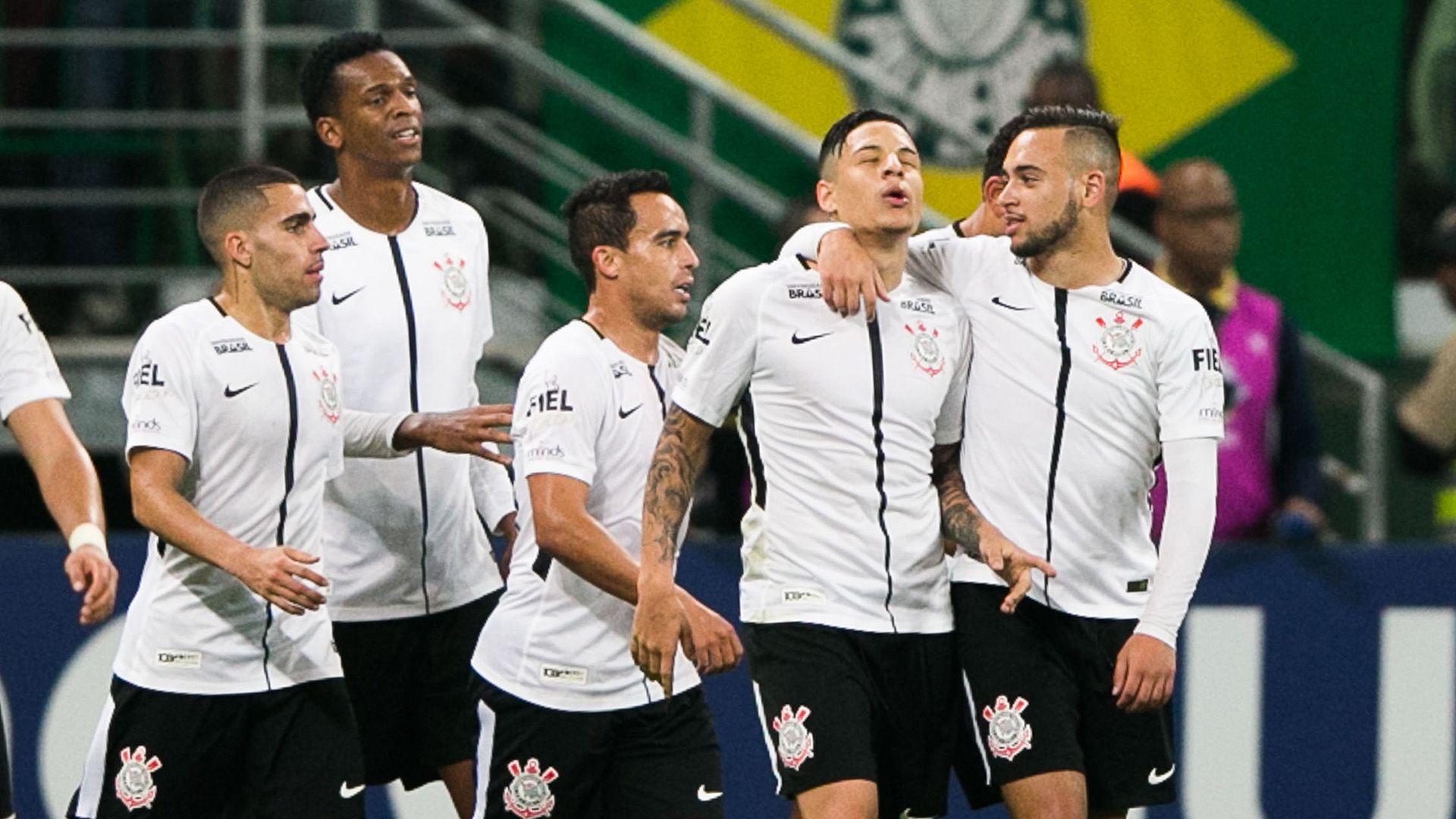 Guilherme Arana Palmeiras Corinthians Brasileirao Serie A 12072017