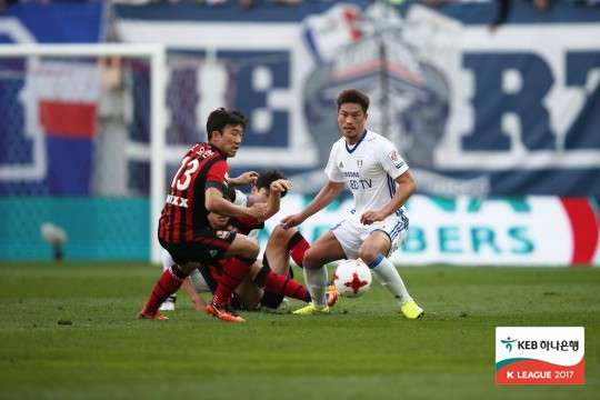 FC Seoul Suwon Samsung Super Match