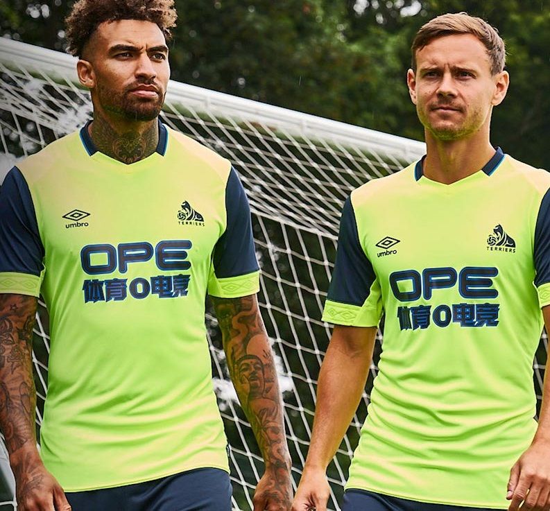 HUDDERSFIELD Auswärtstrikot Premier League