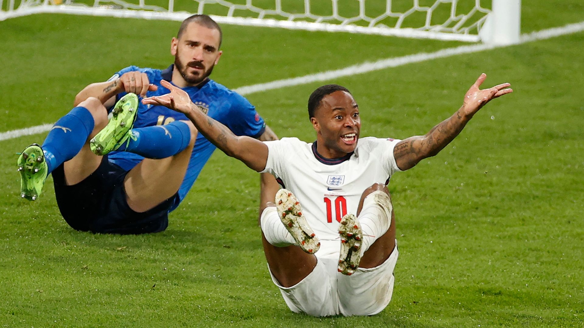 Raheem Sterling England Goal50 SLIDELIST