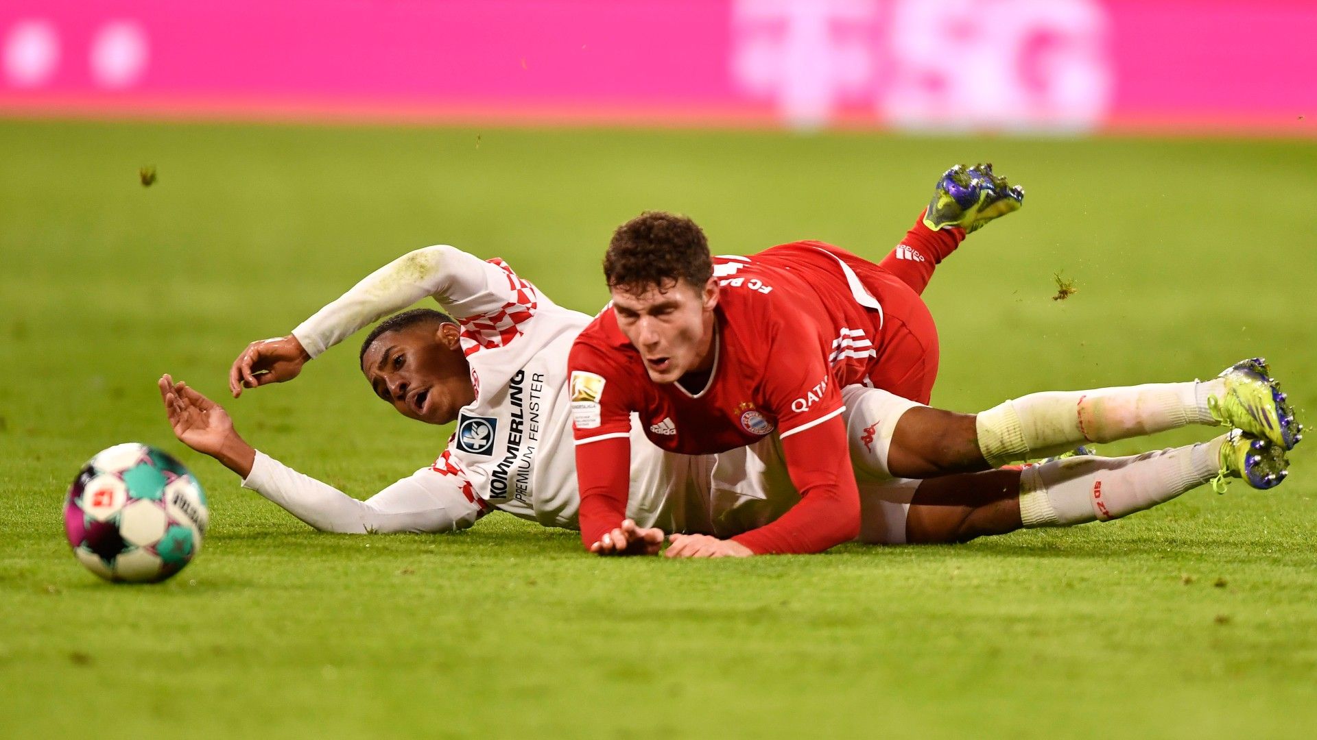 Benjamin Pavard FC Bayern Mainz 05 Bundesliga 2020-21
