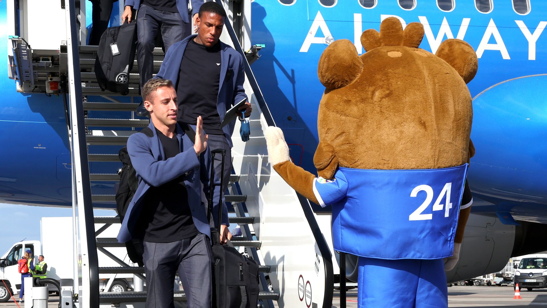 Folorunsho Frattesi Italy