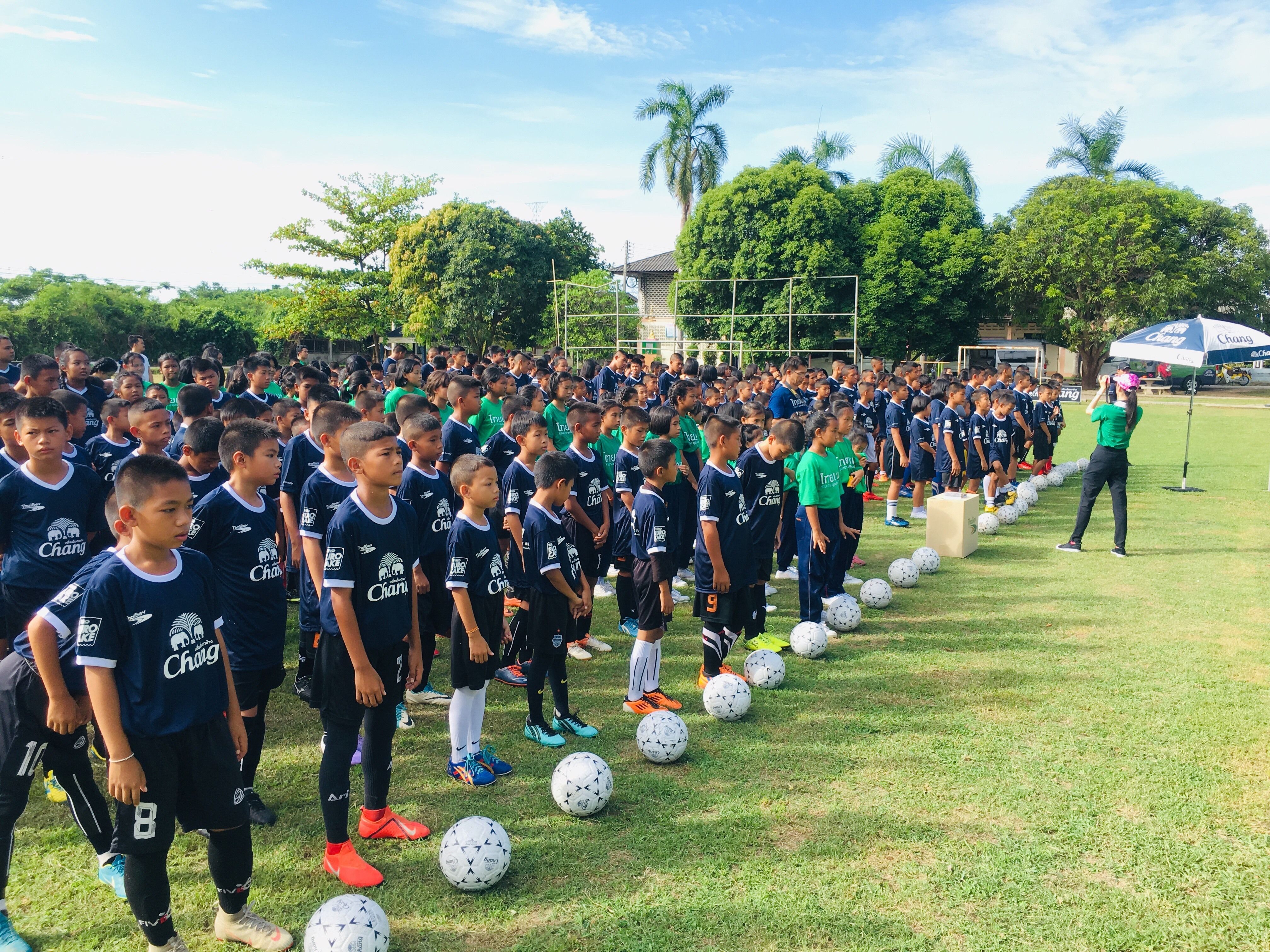 ช้าง โมบาย ฟุตบอล คลินิก ปีที่ 8